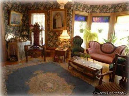 The Lion And The Rose Bed & Breakfast Whitefield Interior foto